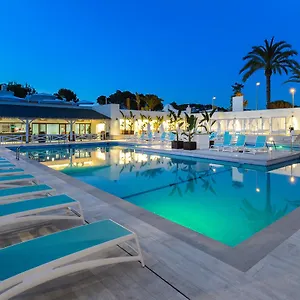 https://club-cala-tarida.balearic-islands.net